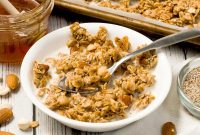 White Chocolate Vanilla Almond Granola