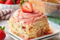 Strawberry Cheesecake Cinnamon Rolls Recipe