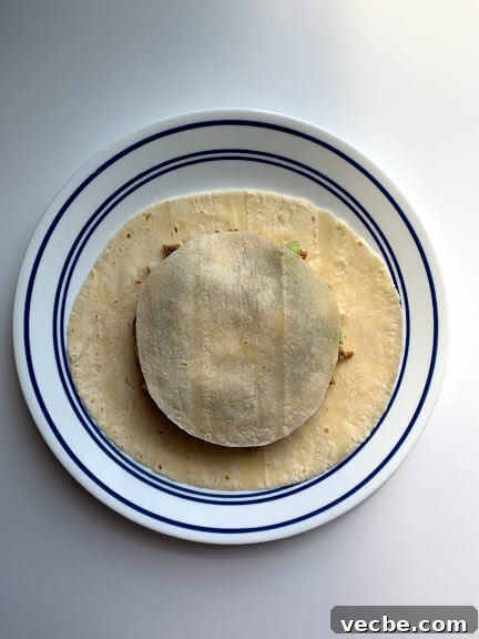 Taco Bell Copycat Gluten-Free Crunchwrap Supreme Recipe 12 img 10536 11