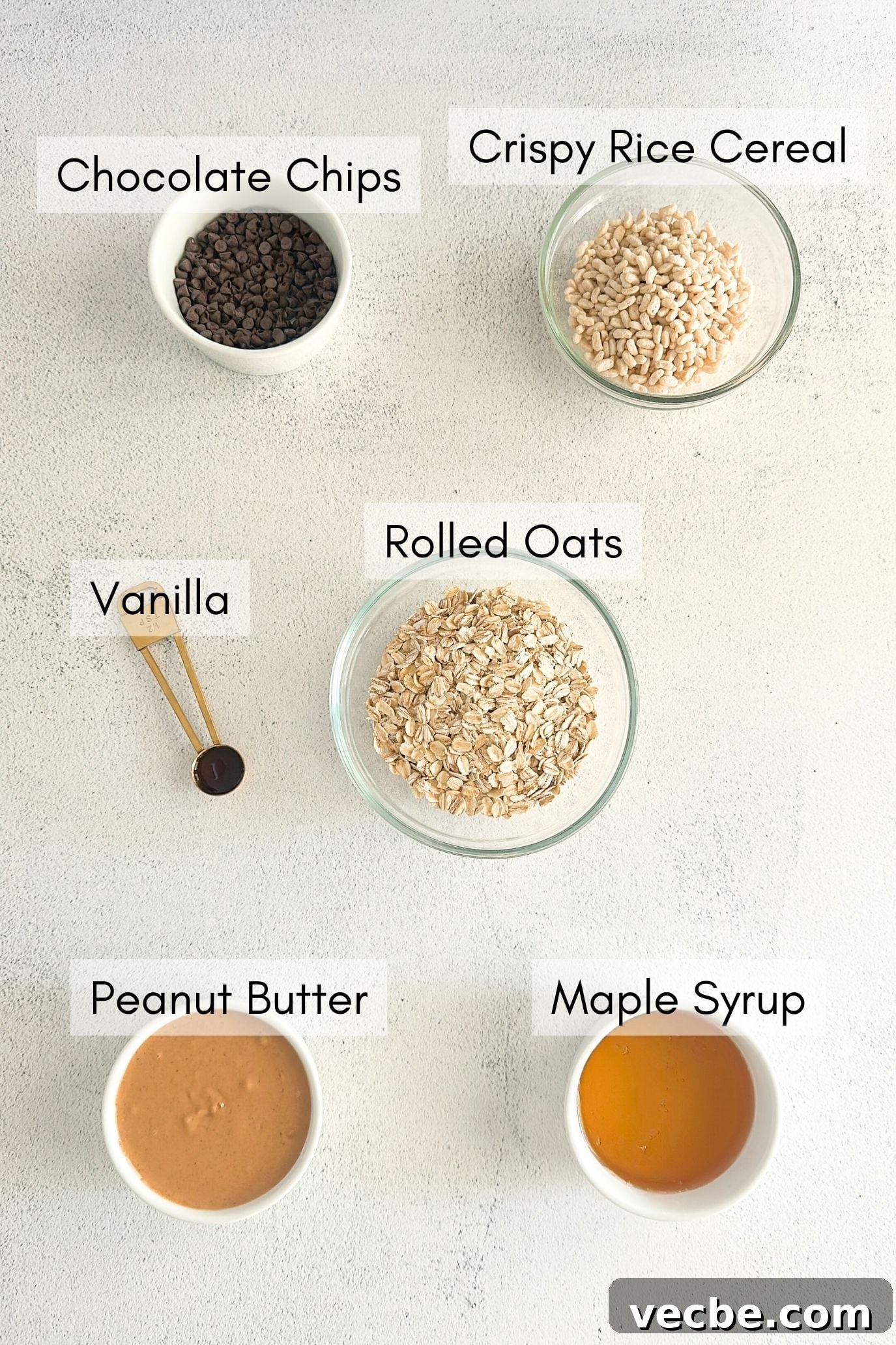 Chewy Chocolate Chip Granola Bars Recipe 3 Ingredients to make chocolate chip chewy granola bars.