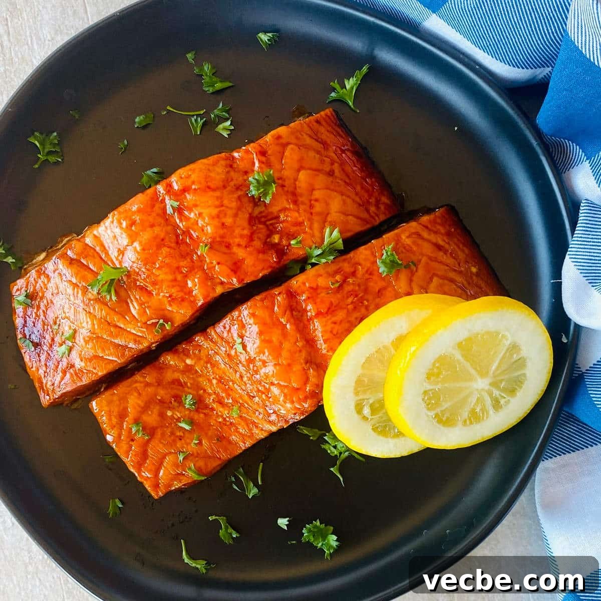 How to Smoke Salmon on a Traeger for Smoky, Flaky Results 3 traeger salmon dry brine on a plate.