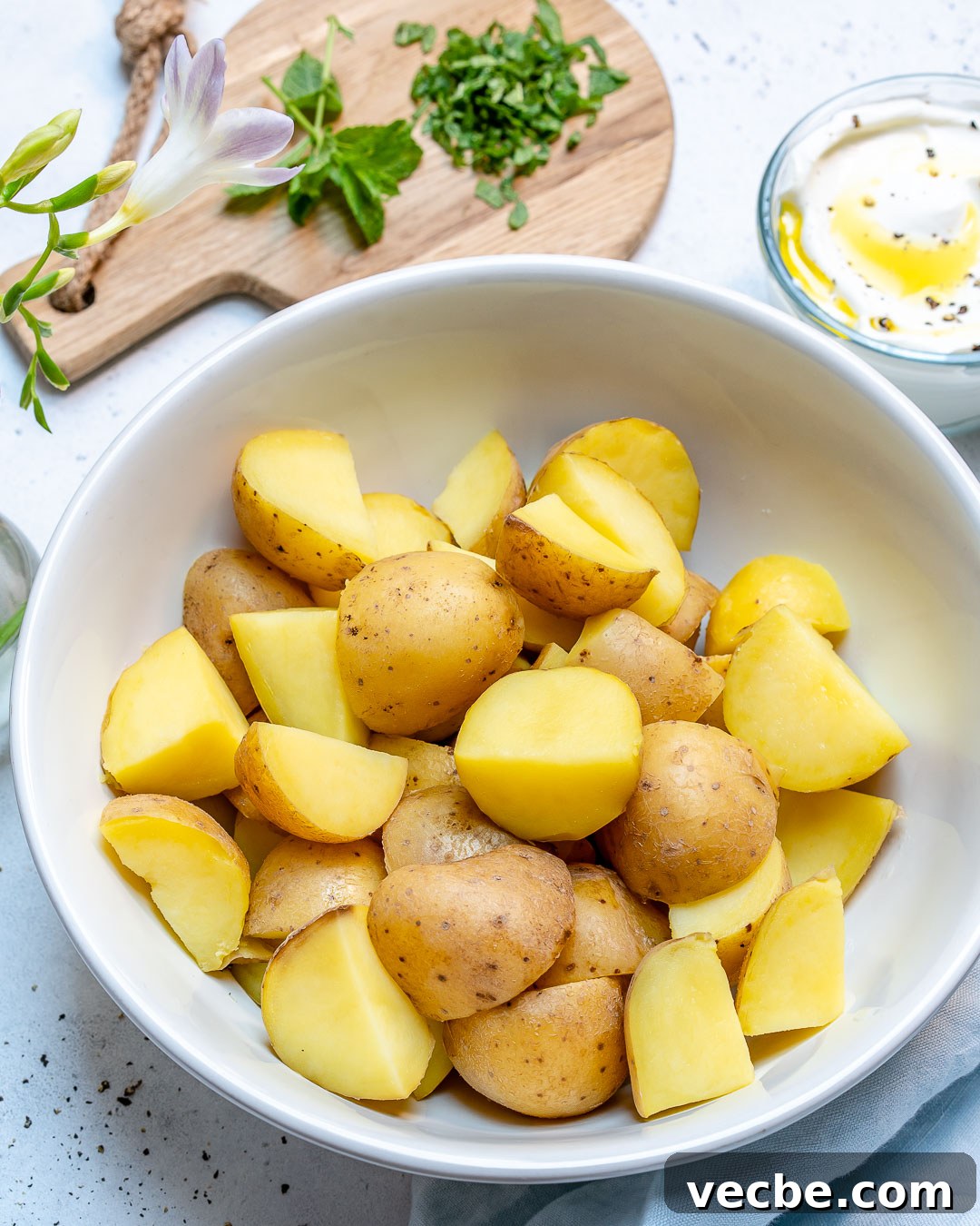Creamy Summer Potato Salad with Greek Yogurt Dressing 4 img 18765 3