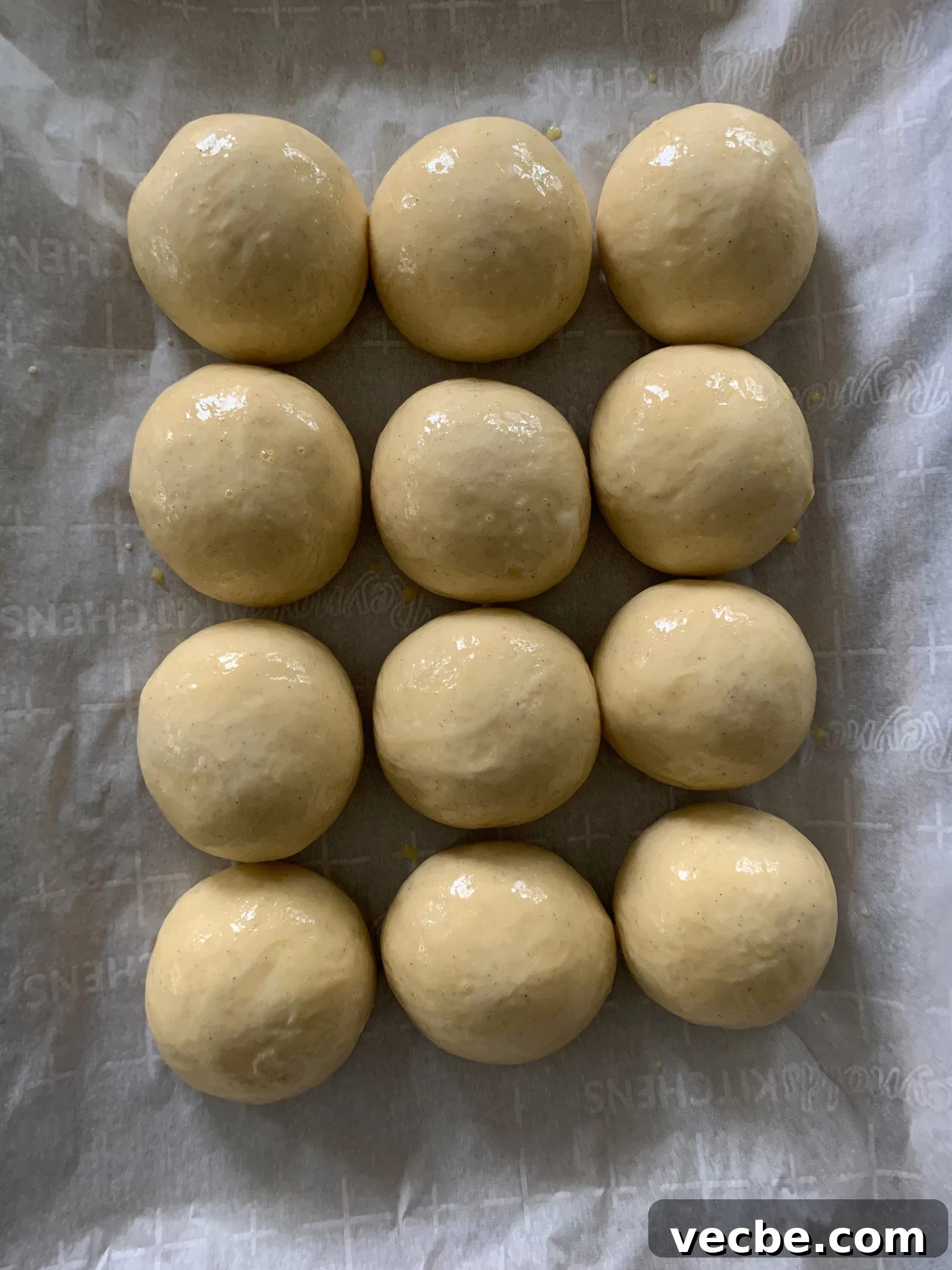 Danish Wheat Buns (Varme Hveder) Recipe 3 Rolls ready for baking