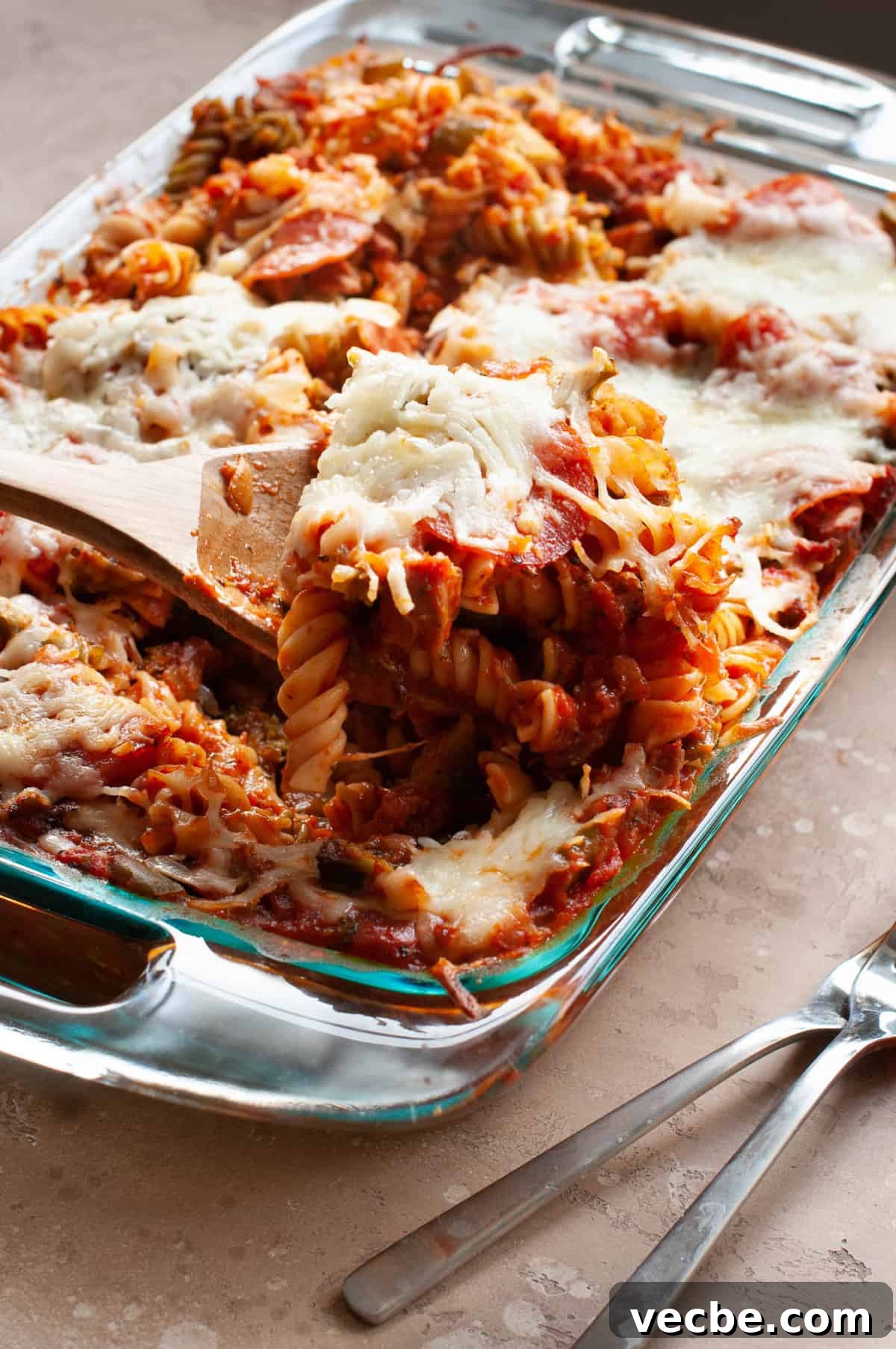 One-Pan Cheesy Pizza Casserole Recipe with Pepperoni 6 healthy pizza casserole