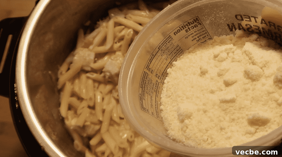 Instant Pot Lemon Chicken Pasta with Creamy Sauce 28 img 24256 27