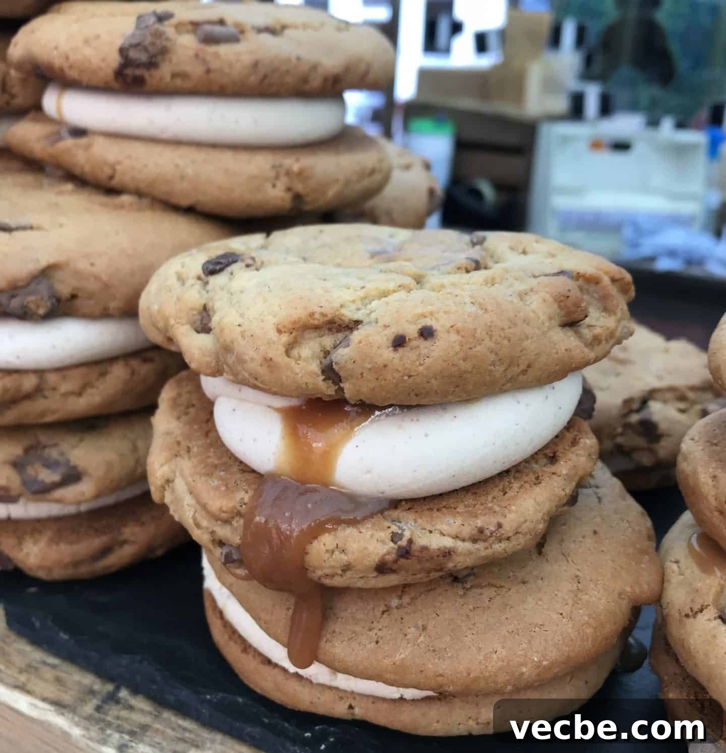 8 UK Gluten Free Bakeries That Deliver Nationwide 7 eat n mess gluten free bakery kent