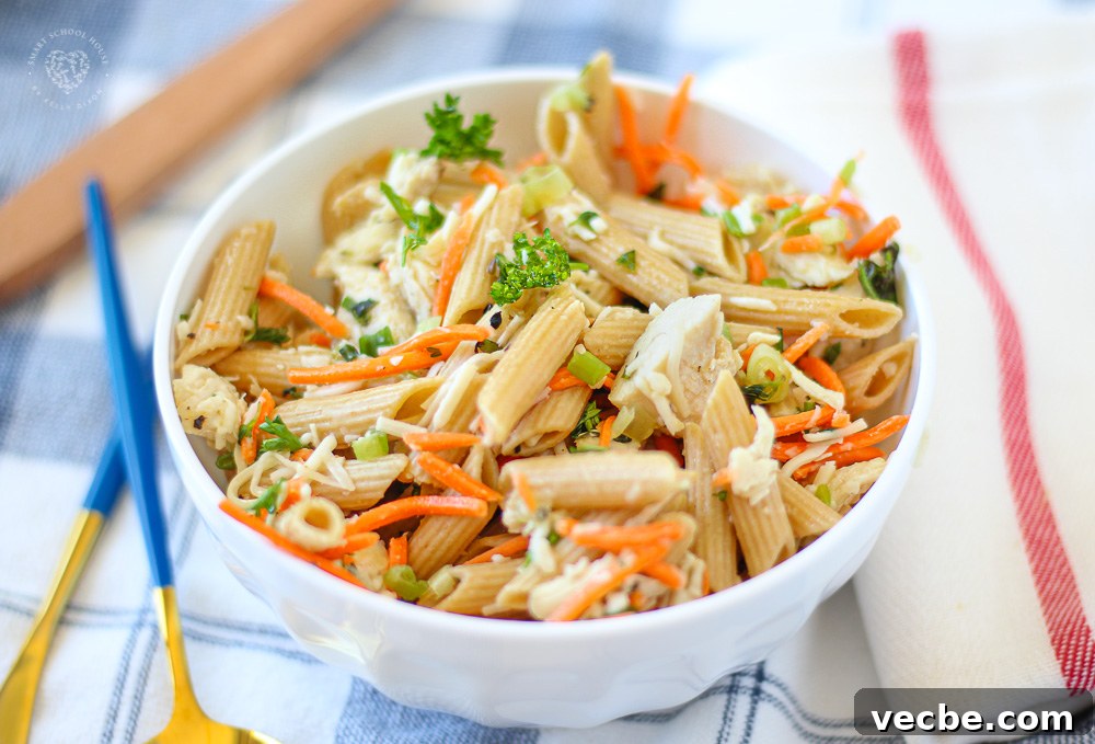 Mediterranean Pasta Salad with Olives and Feta 3 img 26279 2
