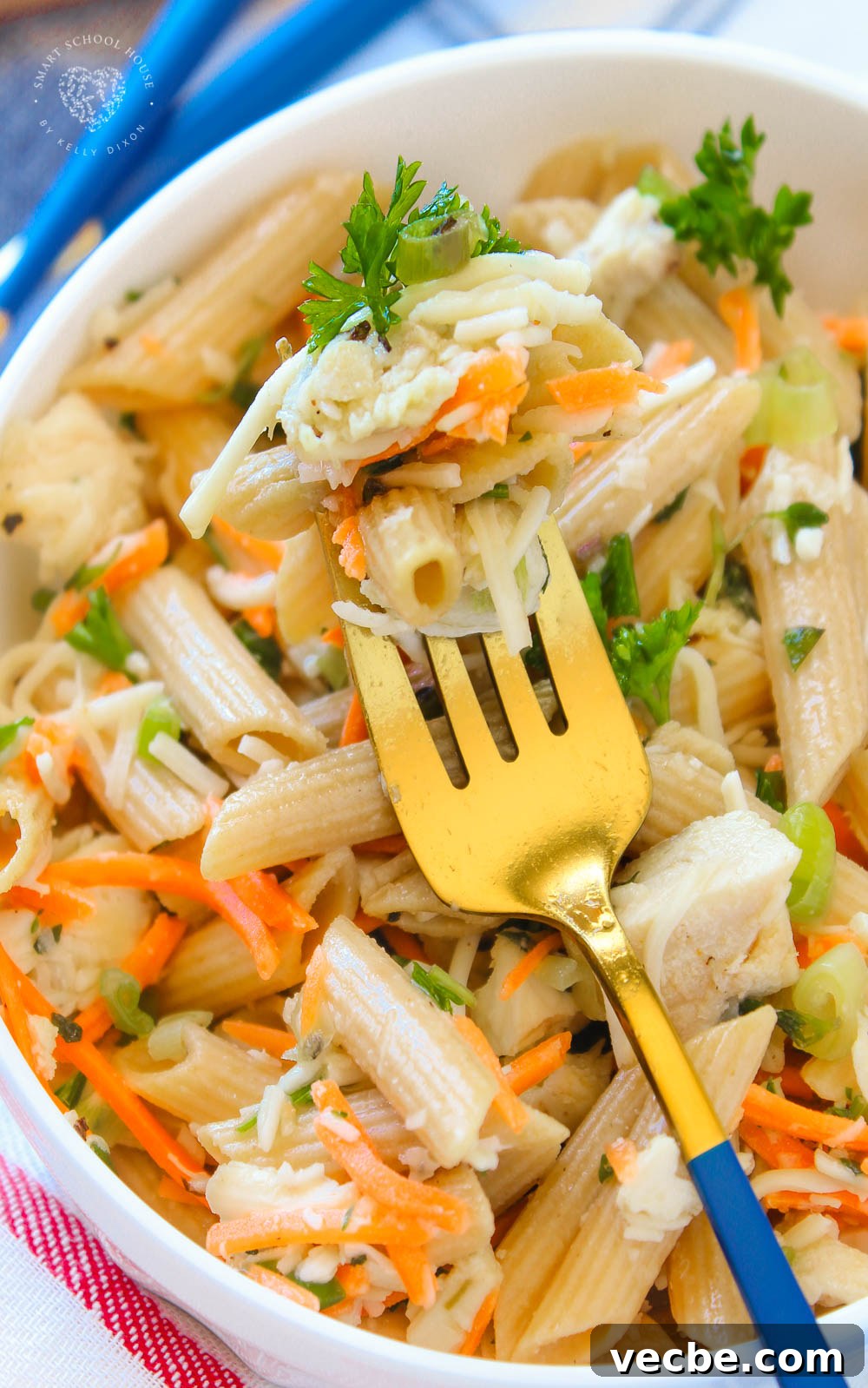 Mediterranean Pasta Salad with Olives and Feta 4 img 26279 3