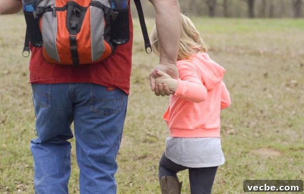 5 Essentials to Pack for Family Day Hikes 3 5 Essentials for Family Hiking Day Trips