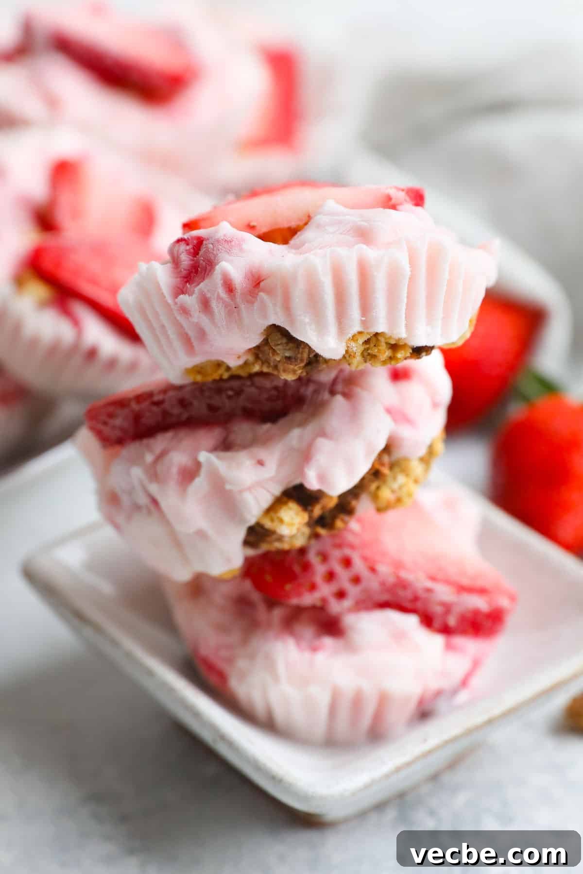 20 High Protein Snack Recipes That Keep You Full 14 Strawberry yogurt bites