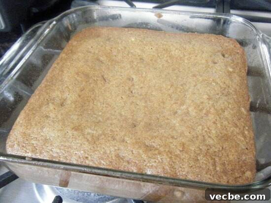 Apple and Pear Blondie Bars Recipe 5 Apple-Pear Blondie Cake Bars Recipe | SnappyGourmet.com
