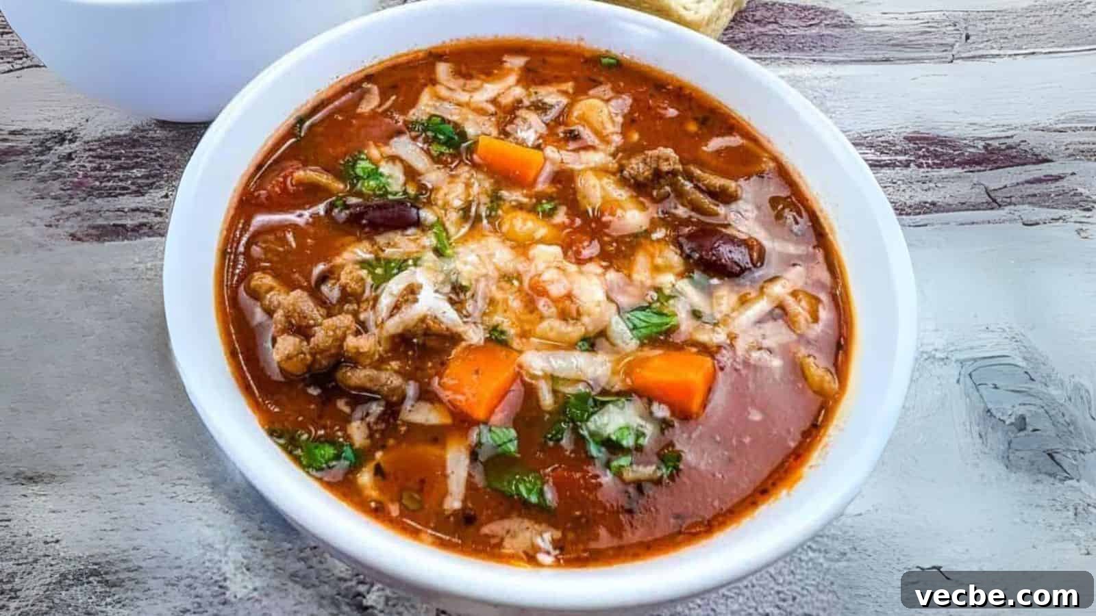 25 Ground Beef Recipes for Real Weeknight Dinners 21 A bowl of Copycat Olive Garden Pasta e Fagioli Soup.